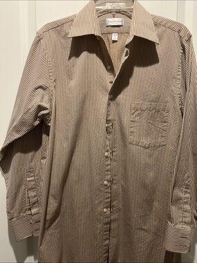 Van Heusen Men's Tan and White Pinstripe long sleeve Dress Shirt, size 15 32/33